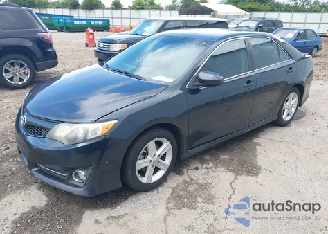 2013 Toyota Camry Se z USA, uszkodzony, nr VIN 4T1BF1FK0DU229925